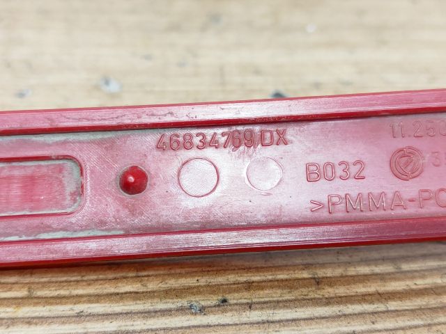 bontott FIAT PUNTO II Jobb hátsó Prizma