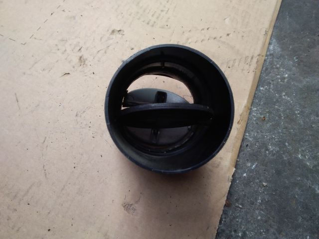 bontott FIAT PUNTO II Jobb Szellőző