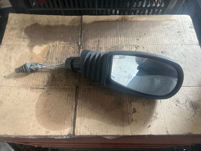 bontott FIAT PUNTO II Jobb Visszapillantó Tükör (Mechanikus)