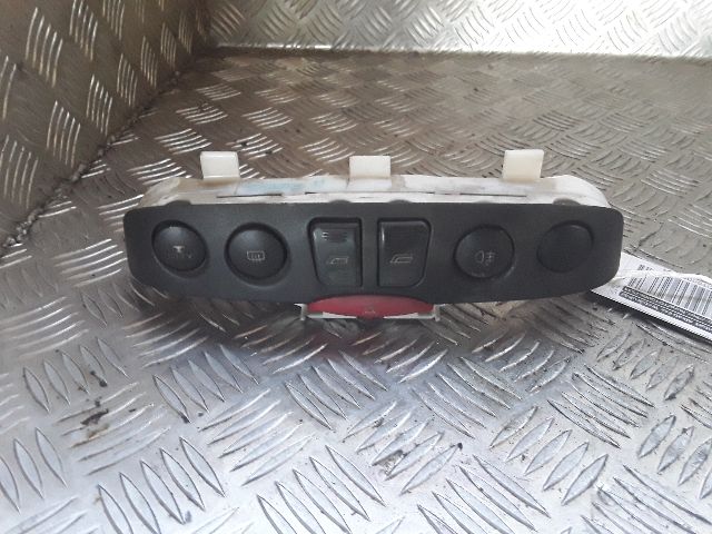 bontott FIAT PUNTO II Kapcsoló (Magában)