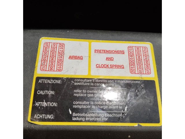 bontott FIAT PUNTO II Kesztyűtartó Ajtó