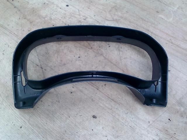 bontott FIAT PUNTO II Kilométeróra Keret