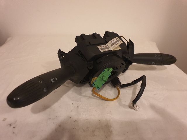 bontott FIAT PUNTO II Komplett Kormánykapcsoló (Bajuszkapcsoló)