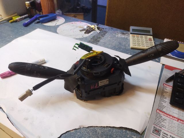 bontott FIAT PUNTO II Komplett Kormánykapcsoló (Bajuszkapcsoló)