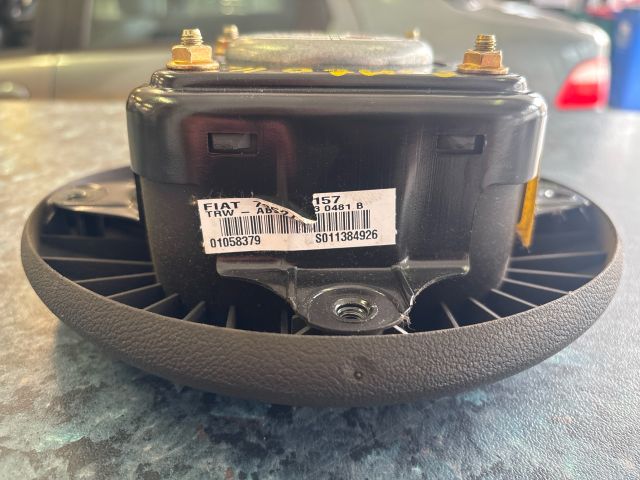 bontott FIAT PUNTO II Kormánylégzsák