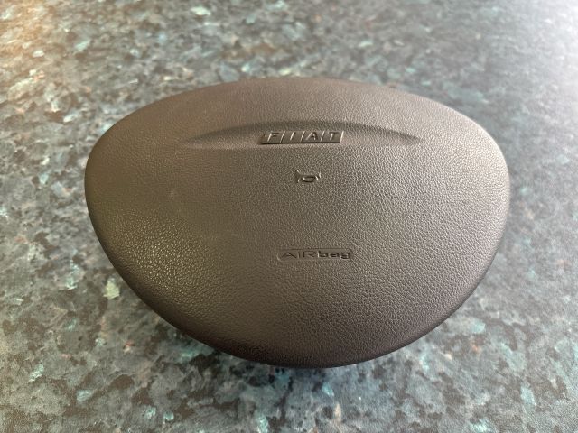 bontott FIAT PUNTO II Kormánylégzsák