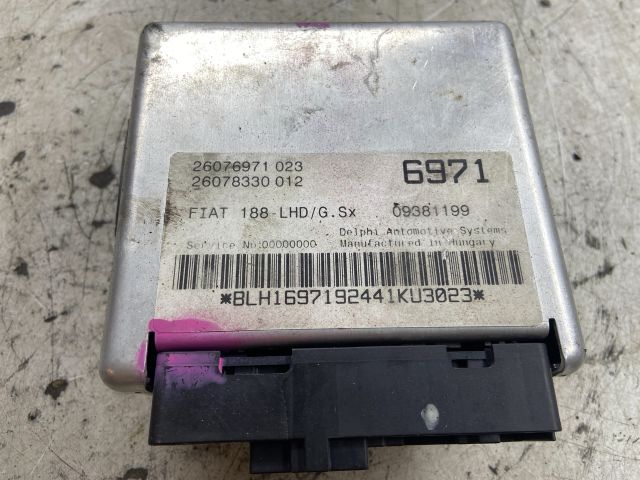 bontott FIAT PUNTO II Kormányoszlop Vezérlő