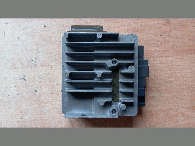 bontott FIAT PUNTO II Kormányoszlop Vezérlő