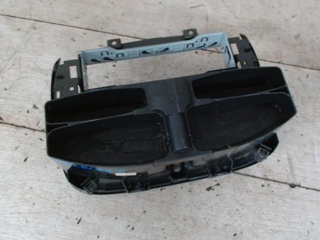 bontott FIAT PUNTO II Középső Szellőző