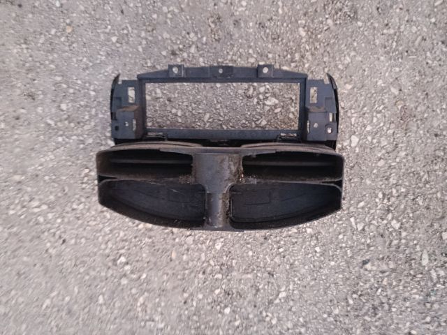 bontott FIAT PUNTO II Középső Szellőző