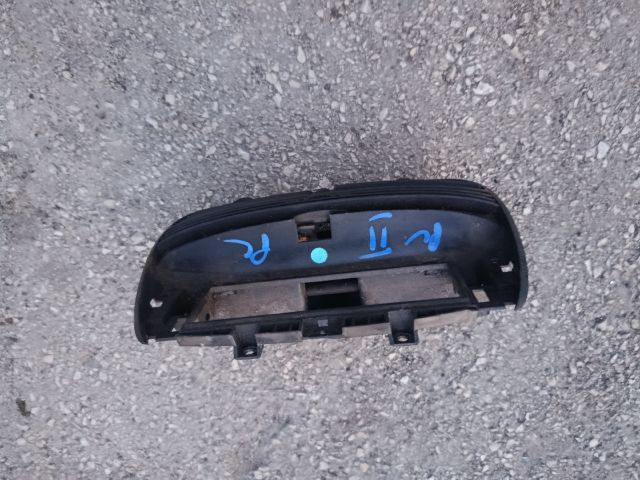 bontott FIAT PUNTO II Középső Szellőző