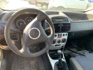 bontott FIAT PUNTO II Műszerfal Héj