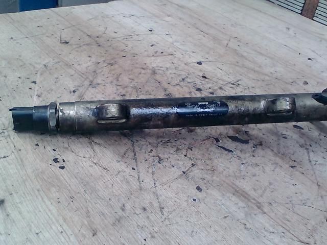 bontott FIAT PUNTO II Nyomásszabályzó Szelep