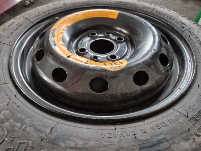 bontott FIAT PUNTO II Pótkerék