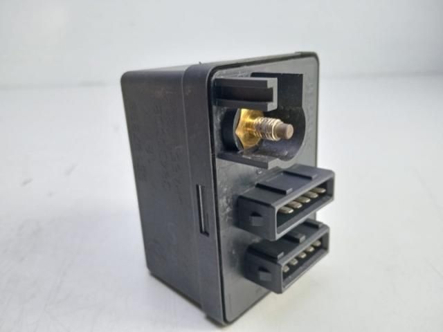 bontott FIAT PUNTO II Relé