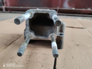 bontott FIAT PUNTO II Tartó Bak