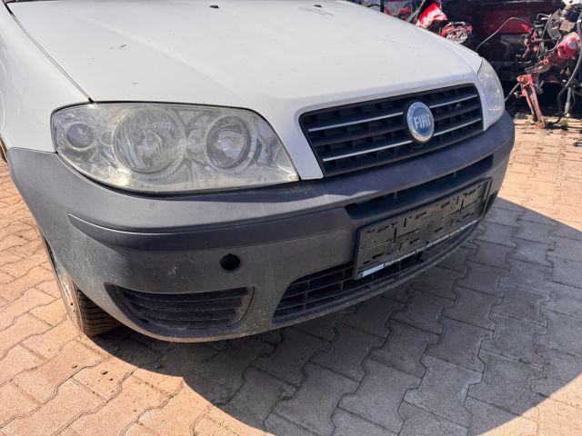 bontott FIAT PUNTO II VAN Bal első Ajtó (Részeivel)