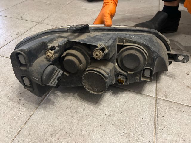 bontott FIAT PUNTO II VAN Bal Fényszóró