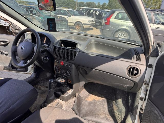 bontott FIAT PUNTO II VAN Jobb Hátsó Lámpa