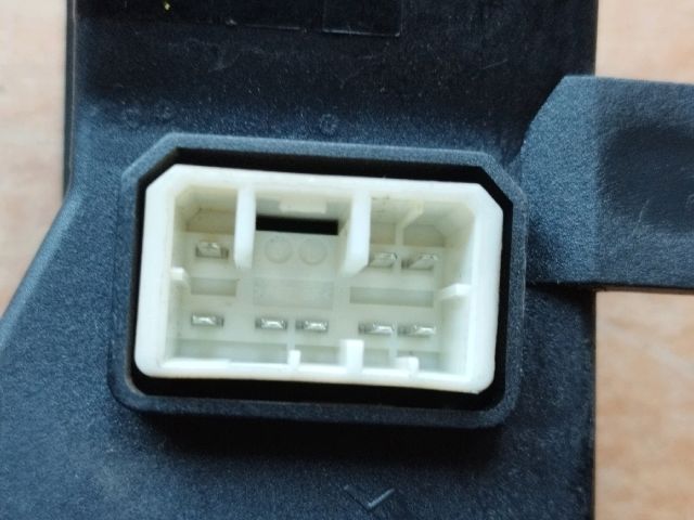 bontott FIAT PUNTO II Vészvillogó Kapcsoló