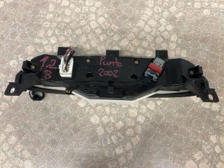 bontott FIAT PUNTO II Vészvillogó Kapcsoló