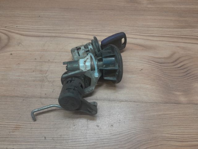 bontott FIAT PUNTO II Zárbetét Szett