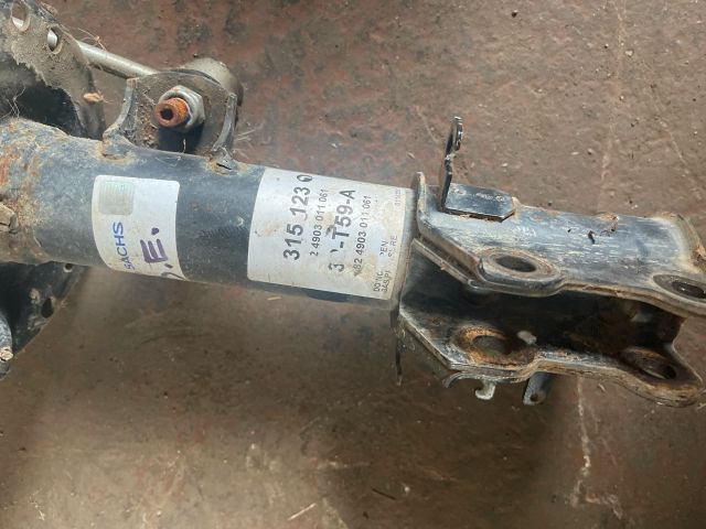 bontott FIAT QUBO Bal első Gólyaláb (Lengécsillapító, Rugó)