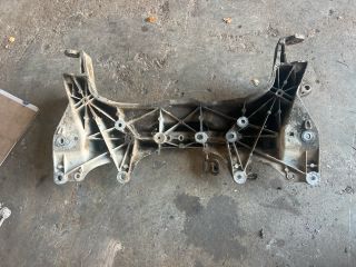 bontott FIAT QUBO Első Bölcső