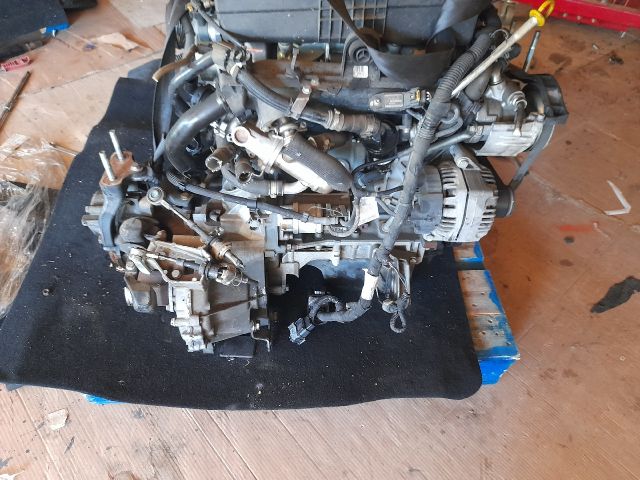 bontott FIAT QUBO Komplett Motor (Segédberendezésekkel)