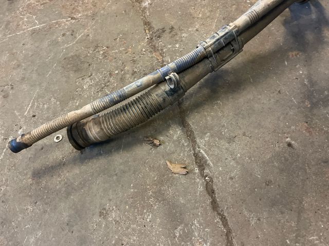 bontott FIAT QUBO Tankbetöltő Cső (Fém)