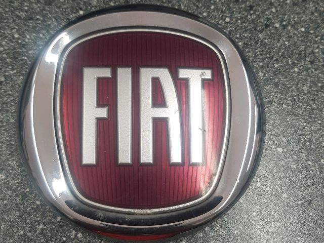 bontott FIAT QUBO Hátsó Embléma
