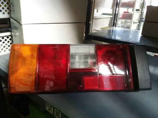 bontott FIAT REGATA Jobb Hátsó Lámpa