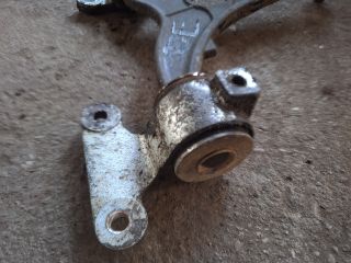 bontott FIAT SCUDO Bal első Lengőkar