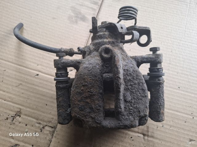 bontott FIAT SCUDO Bal hátsó Féknyereg Munkahengerrel