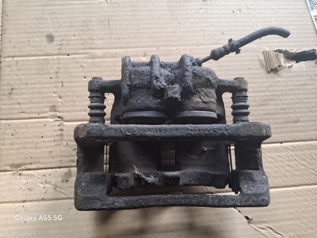 bontott FIAT SCUDO Jobb első Féknyereg Munkahengerrel