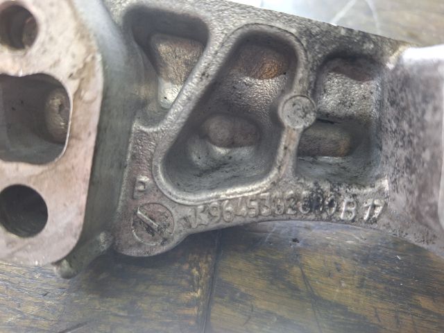 bontott FIAT SCUDO Motor Tartó Bak (Fém)