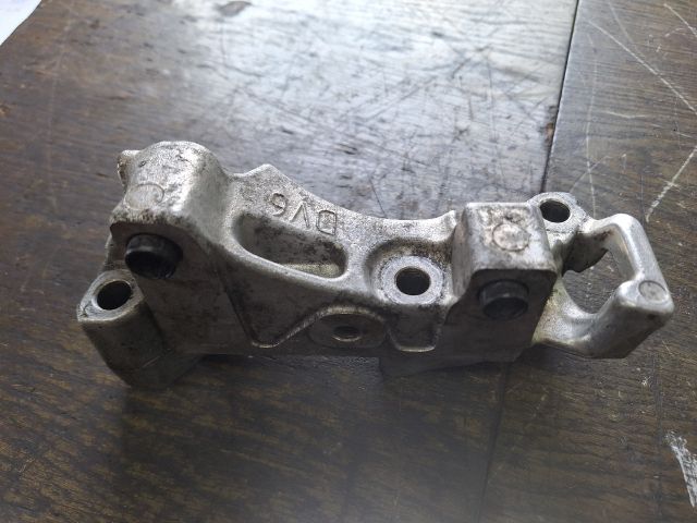 bontott FIAT SCUDO Motor Tartó Bak (Fém)