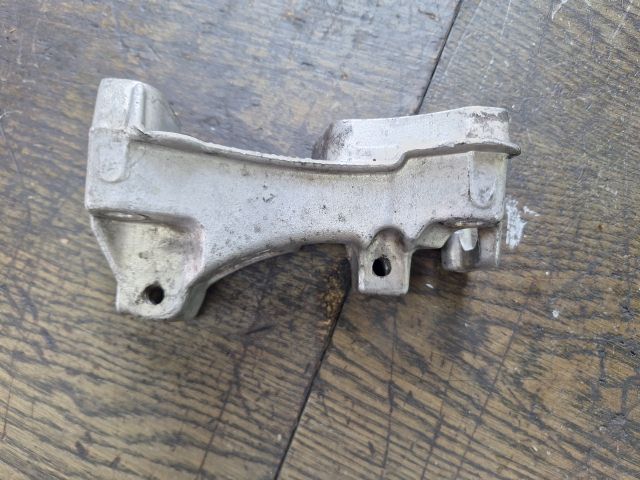 bontott FIAT SCUDO Motor Tartó Bak (Fém)