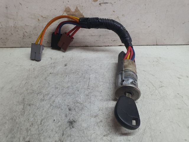 bontott FIAT SCUDO Gyújtáskapcsoló Házzal