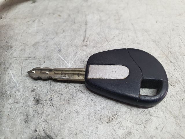 bontott FIAT SCUDO Gyújtáskapcsoló Házzal