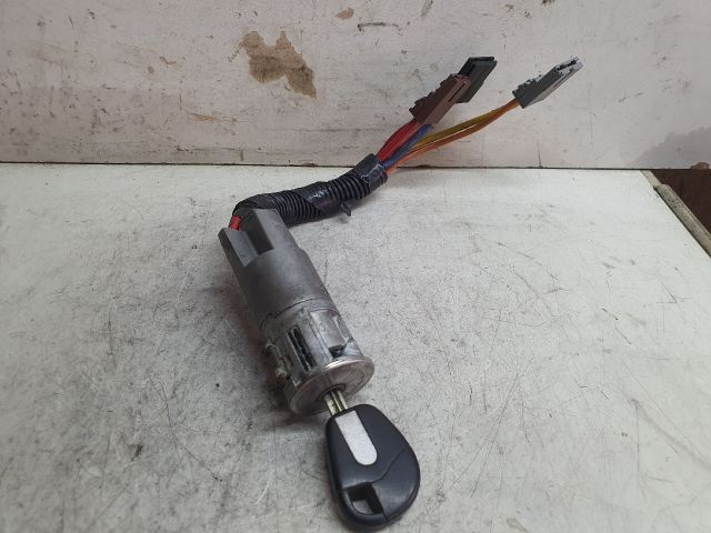 bontott FIAT SCUDO Gyújtáskapcsoló Házzal