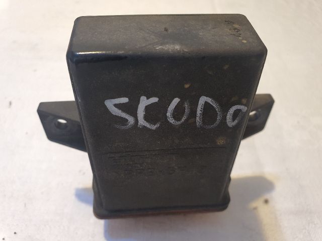 bontott FIAT SCUDO Hűtőventilátor Relé