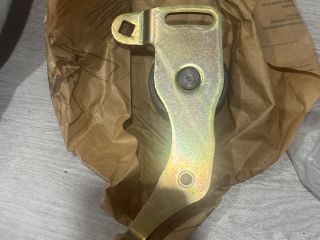 bontott FIAT SCUDO Szíjfeszítő Görgő