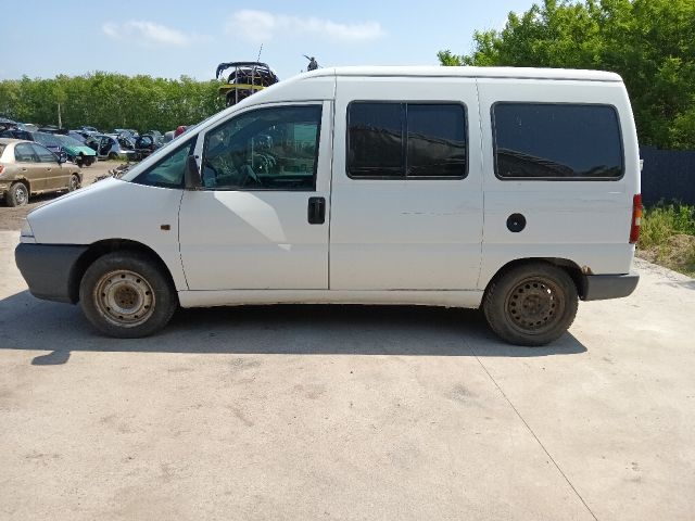 bontott FIAT SCUDO Bal első Csonkállvány Kerékaggyal