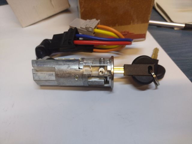 bontott FIAT SCUDO Gyújtáskapcsoló Házzal