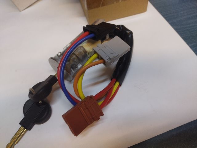 bontott FIAT SCUDO Gyújtáskapcsoló Házzal