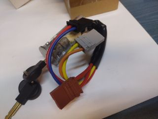 bontott FIAT SCUDO Gyújtáskapcsoló Házzal