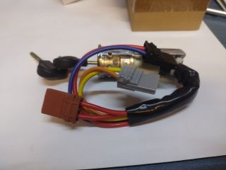 bontott FIAT SCUDO Gyújtáskapcsoló Házzal