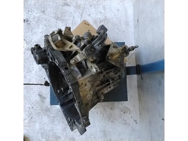 bontott FIAT SCUDO Váltó (Mechanikus)