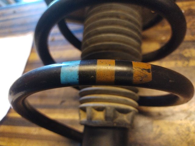 bontott FIAT SCUDO Bal első Gólyaláb (Lengécsillapító, Rugó)